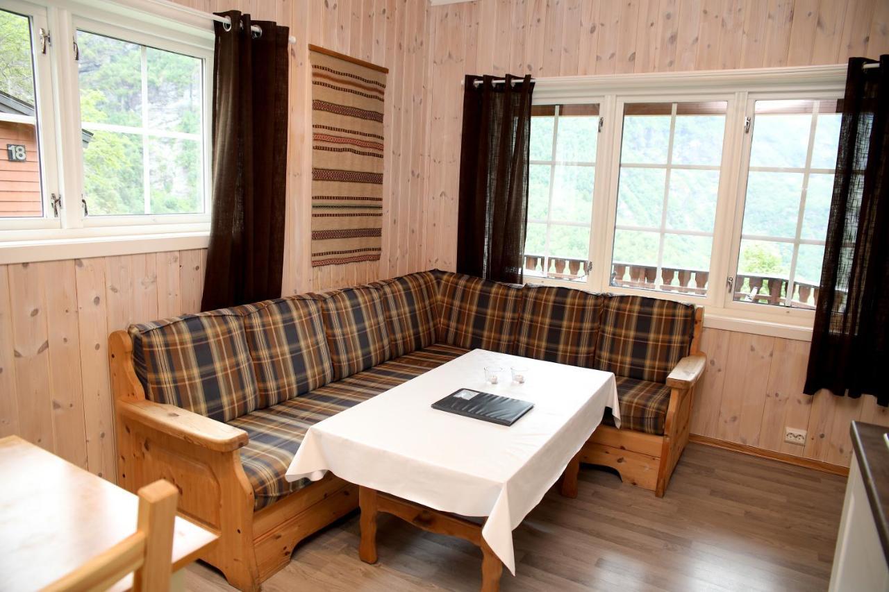 Fossen Camping Villa Geiranger Exterior foto