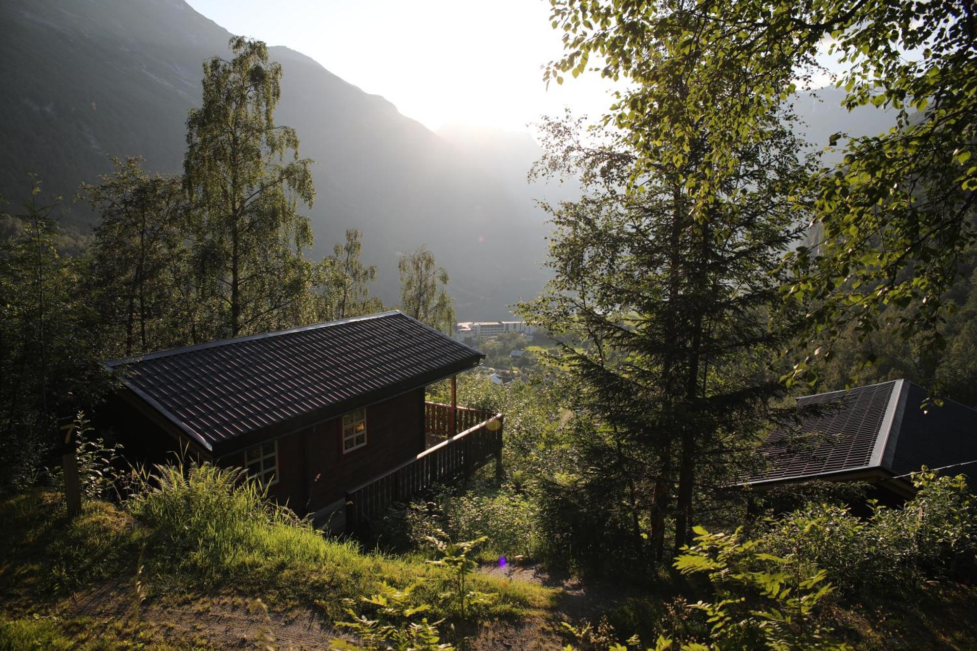 Fossen Camping Villa Geiranger Exterior foto